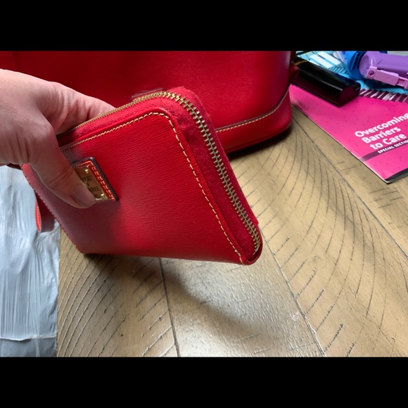 Dooney&Burke SET red domed leather purse & wallet - Picture 7 of 14
